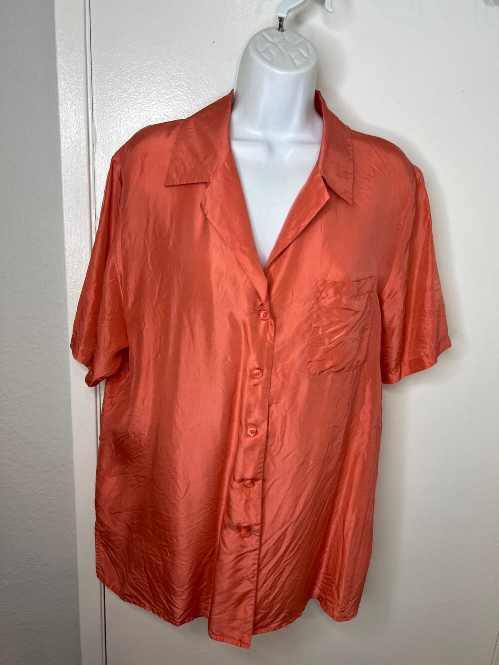 Vintage New York Style Women's 100% Silk Short Sleeve Button Up Blouse ~ Size L